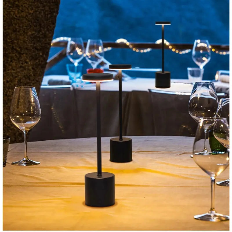 Candeeiro LED recarregável